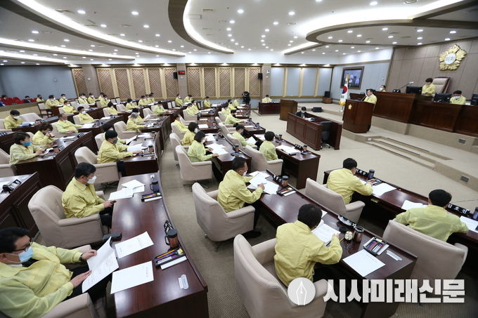 수원시의회 긴급 임시회 모습