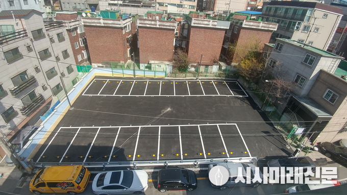 지난 4월 문 연 성남시 금광2동 2910번지 공영주차장