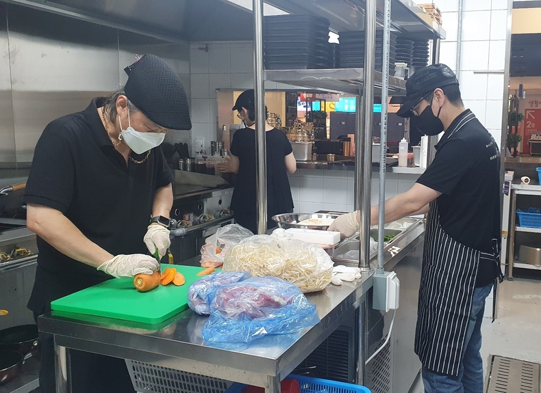 영업 준비 모습