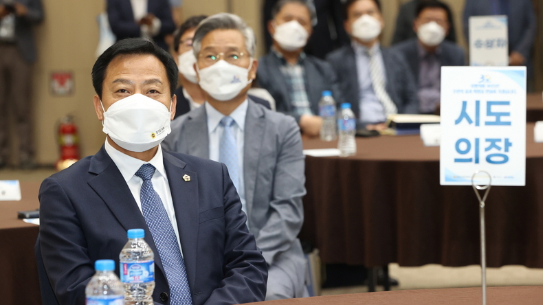 지난 7월1일 대한민국 시도의회의장협의회 지방의회 30주년 기념식에 참석한 장현국 의장