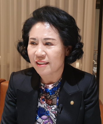 컴블랜드대학 초빙교수 / 시사미래신문 논설위원