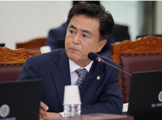 국민의힘 국회의원 김태흠
