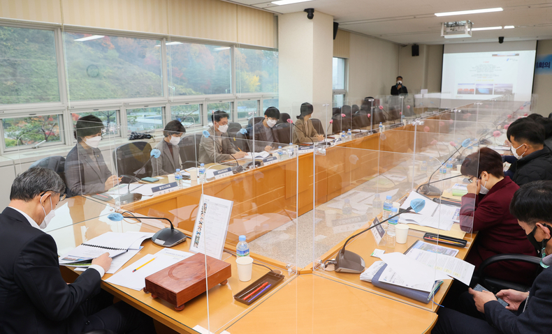환경교육위원회가 출범해 첫 회의를 진행했다.