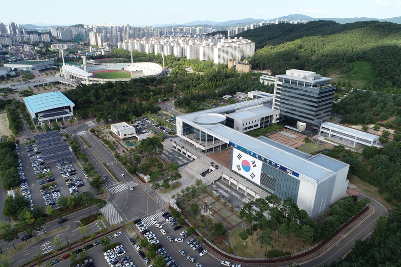 천안시청사 전경