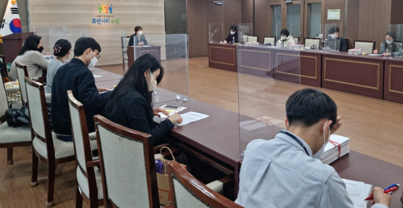 3월 30일 장안구청에서 열린 ‘코로나19 생활지원비 담당 공직자 교육’