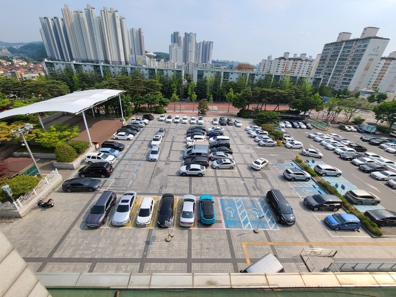 기흥구청 광장주차장 모습
