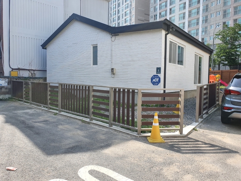 구성 마북 도시재생활성화지역 내 울타리를 설치한 모습