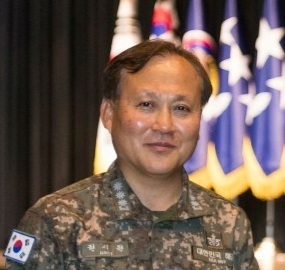 해군본부 공보정훈실장 권세원 대령