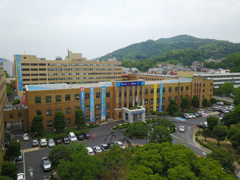 충북도청사 전경