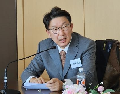 국민의 힘 권성동 의원이 인사말을 하고 있다.