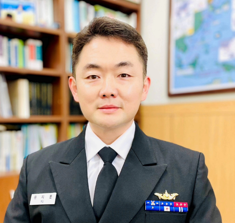 유지훈 해군중령