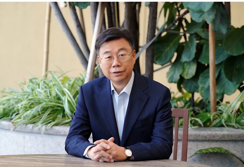 <strong>신상진 성남시장이 민선 8기 취임 3주년을 맞아 인사하고 있다.(사진=신상진 성남시장 페이북 캡처)</strong>