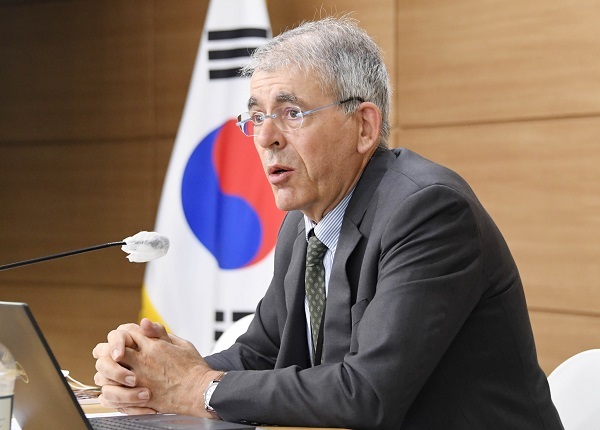 OECD, 韓성장률 2.7%→2.8% 상향…물가는 5.2% 전망