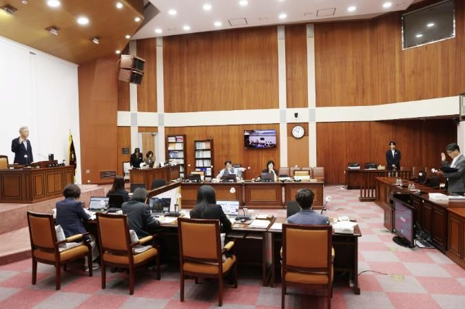 군포시의회, 시 인사․위탁 기준 부실 지적