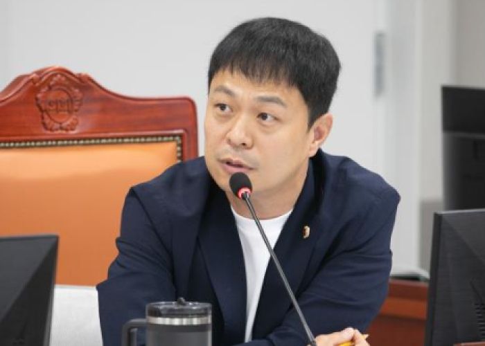 경기도의회 도시환경위원회 유영일(국민의힘, 안양5) 부위원장