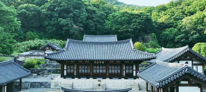 설봉서원, 오현(五賢)을 기리는 추향제 봉행