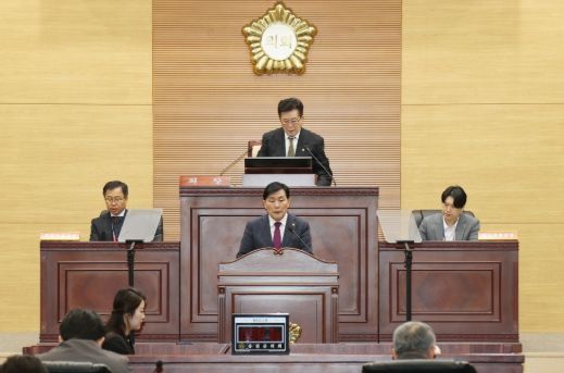 옹진군, 2026년도 예산안 제출…“섬을 넘어 바다의 가능성으로 도약”