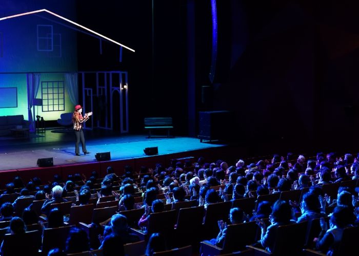 구리문화재단, 연극 <분홍립스틱> 공연 성료