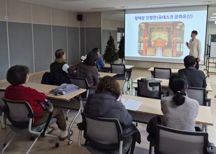 광명시 광명1동 주민자치회는 ‘주민자치프로그램 시범운영’을 주민들의 높은 참여와 호응 속에서 성공적으로 마무리했다고 29일 밝혔다.