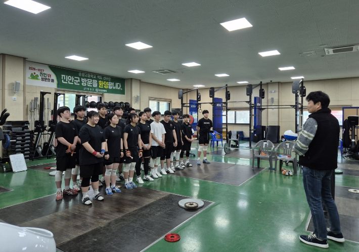 진안군, 전북 역도 선수단 전지훈련 유치