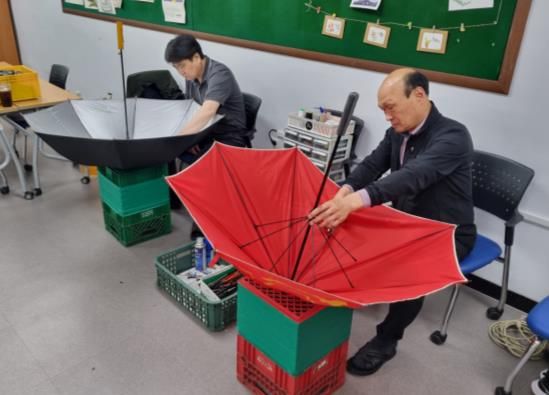 계양구, 자원순환 실천 ‘우산수리 재활용 사업’ 지속 운영