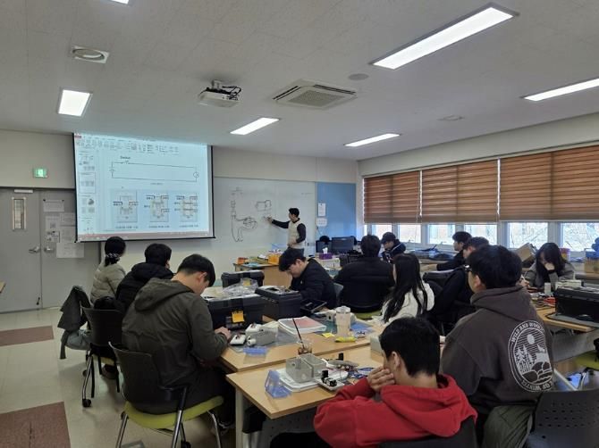 실습 교육 진행 사진