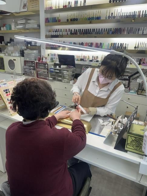 수원시 영통구 망포2동, 홀몸 어르신 고독사 예방을 위한 “예쁜 손 이야기” 진행